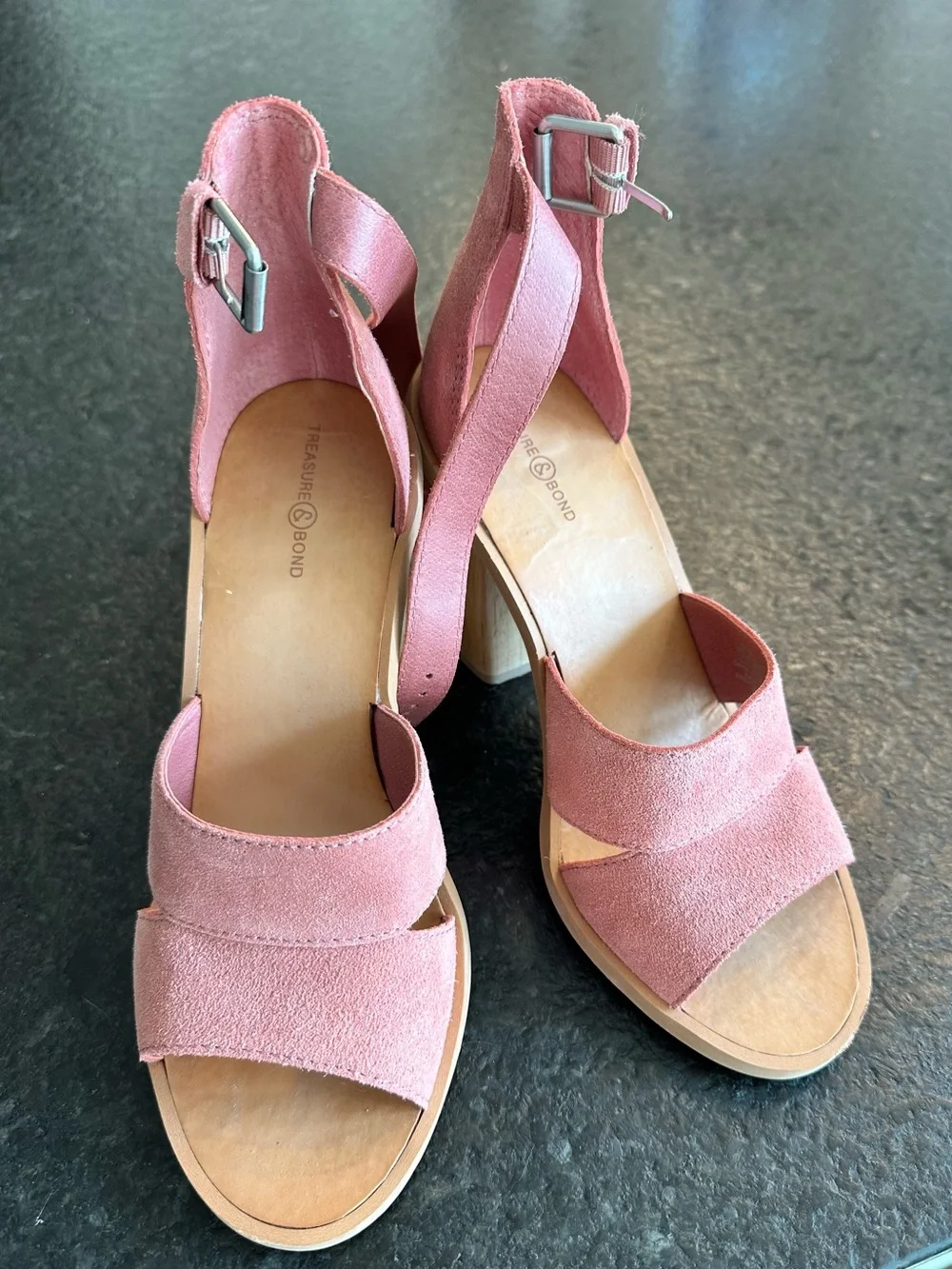 Treasure & Bond Audrey Ankle Strap Sandal in Dark Blush Suede size 8.5M